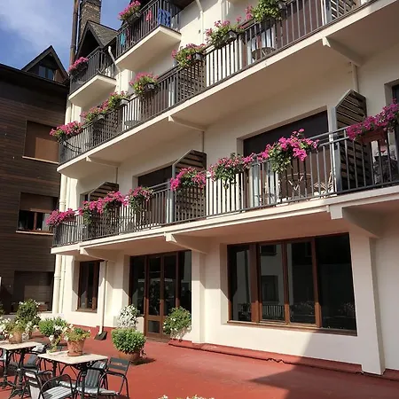 Restaurant Pessets &