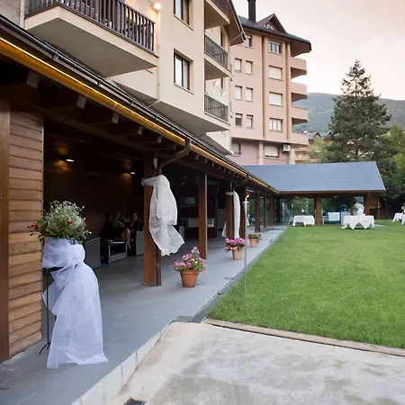 Restaurant Pessets & Σορτ