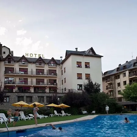 Restaurant Pessets & 4* Σορτ