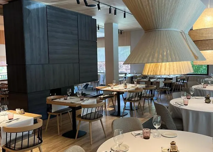 佩赛特斯水疗酒店及餐厅 酒店 4*